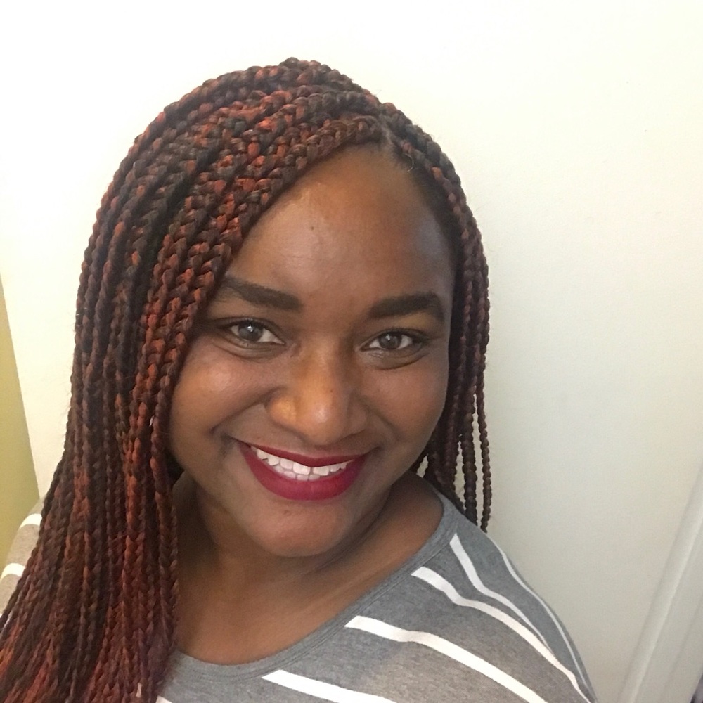 Meet your Posher, Nina